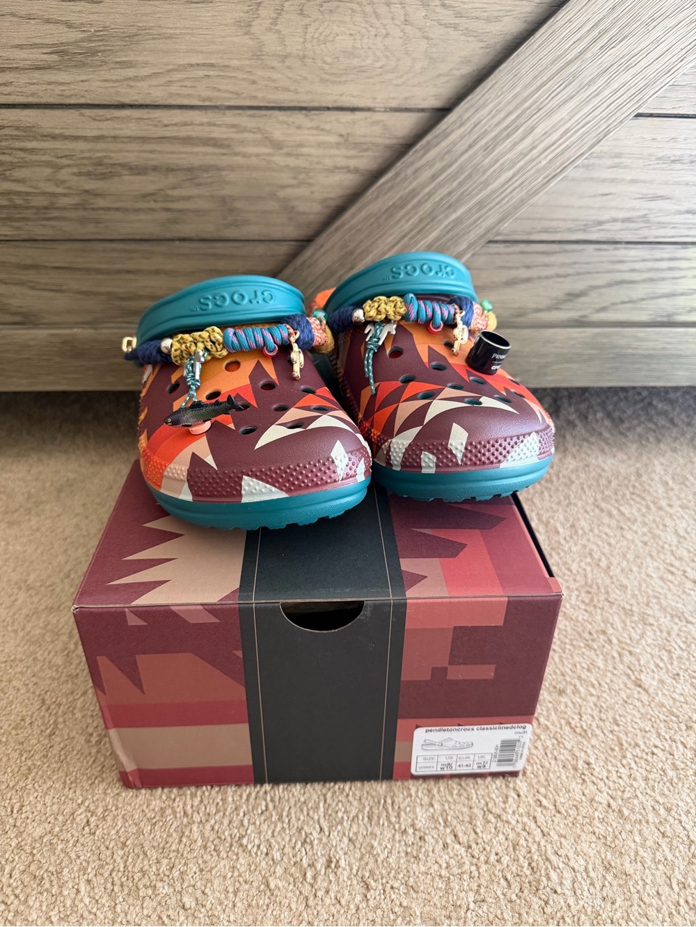 Pendleton x croc collab - Picture 3 of 4